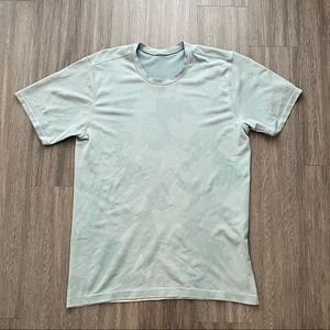 Lululemon Metal Vent Breathe Camo Blue